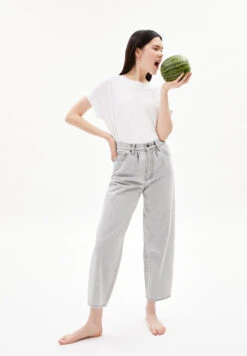 Armedangels Dry Black® Loose Fit High Waist Cropped -Armedangels aanike dry black powder grey 05