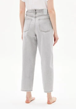 Armedangels Dry Black® Loose Fit High Waist Cropped