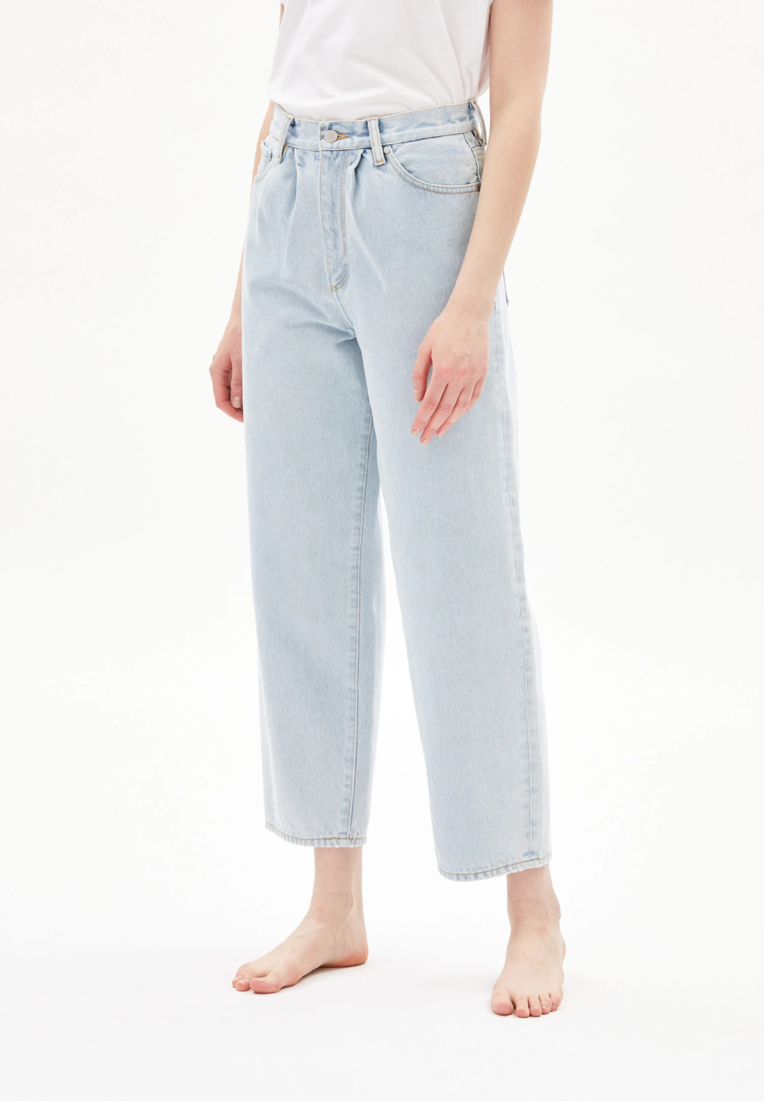 Armedangels Loose Fit High Waist Cropped 9 Armedangels Loose Fit High Waist Cropped - Image 7