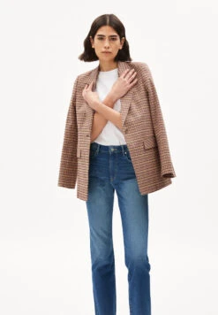 Armedangels Straight Fit Mid Waist Made Of Organic Cotton 10 Armedangels Straight Fit Mid Waist Made Of Organic Cotton -Armedangels carenaa cenote 05