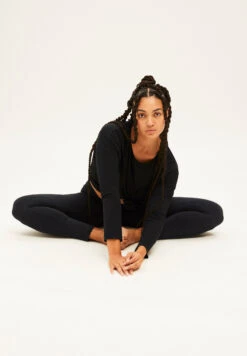 Armedangels Activewear Longsleeve Made Of TENCEL™ Lyocell Mix -Armedangels dayitaa black01 05