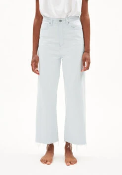 Armedangels Denim High Waist Wide Leg Made Of Organic Cotton Mix 15 Armedangels Denim High Waist Wide Leg Made Of Organic Cotton Mix -Armedangels enijaa cropped blue01 white