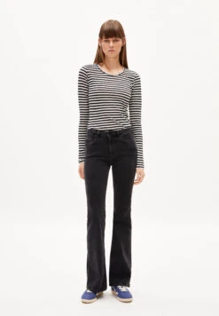 Armedangels T-Shirt Regular Fit Made Of Organic Cotton -Armedangels enriccaa stripes black off white01 06