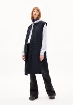 Armedangels Waistcoat Relaxed Fit Made Of Polymide Mix (recycled) -Armedangels gaujaa night sky01 06