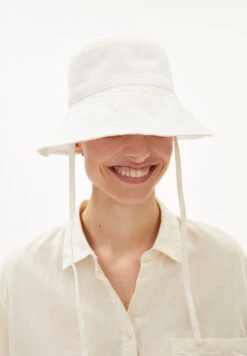 Armedangels Bucket Hat Regular Fit Made Of Organic Cotton Mix -Armedangels haaley lino off white01 06
