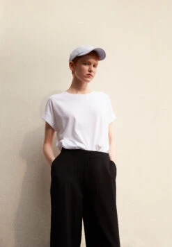 Armedangels T-Shirt Loose Fit Made Of Organic Cotton -Armedangels idaara white01 05