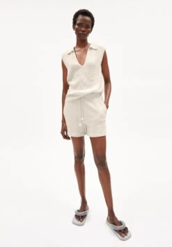 Armedangels Shorts Made Of Organic Cotton Mix -Armedangels luziaana light desert melange01 06