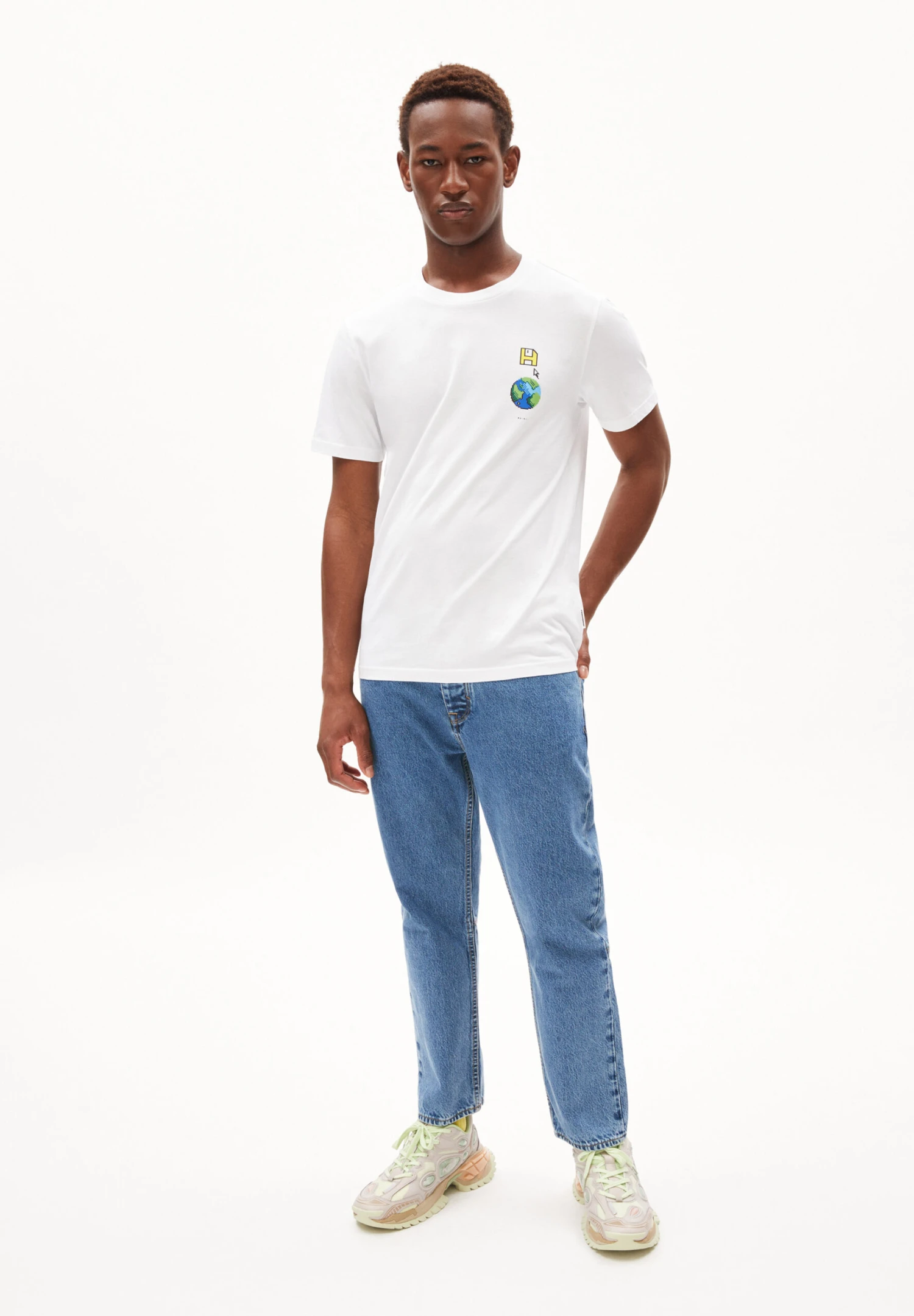 Armedangels Loose Fit Cropped Denim Made Of Organic Cotton 6 Armedangels Loose Fit Cropped Denim Made Of Organic Cotton - Image 4