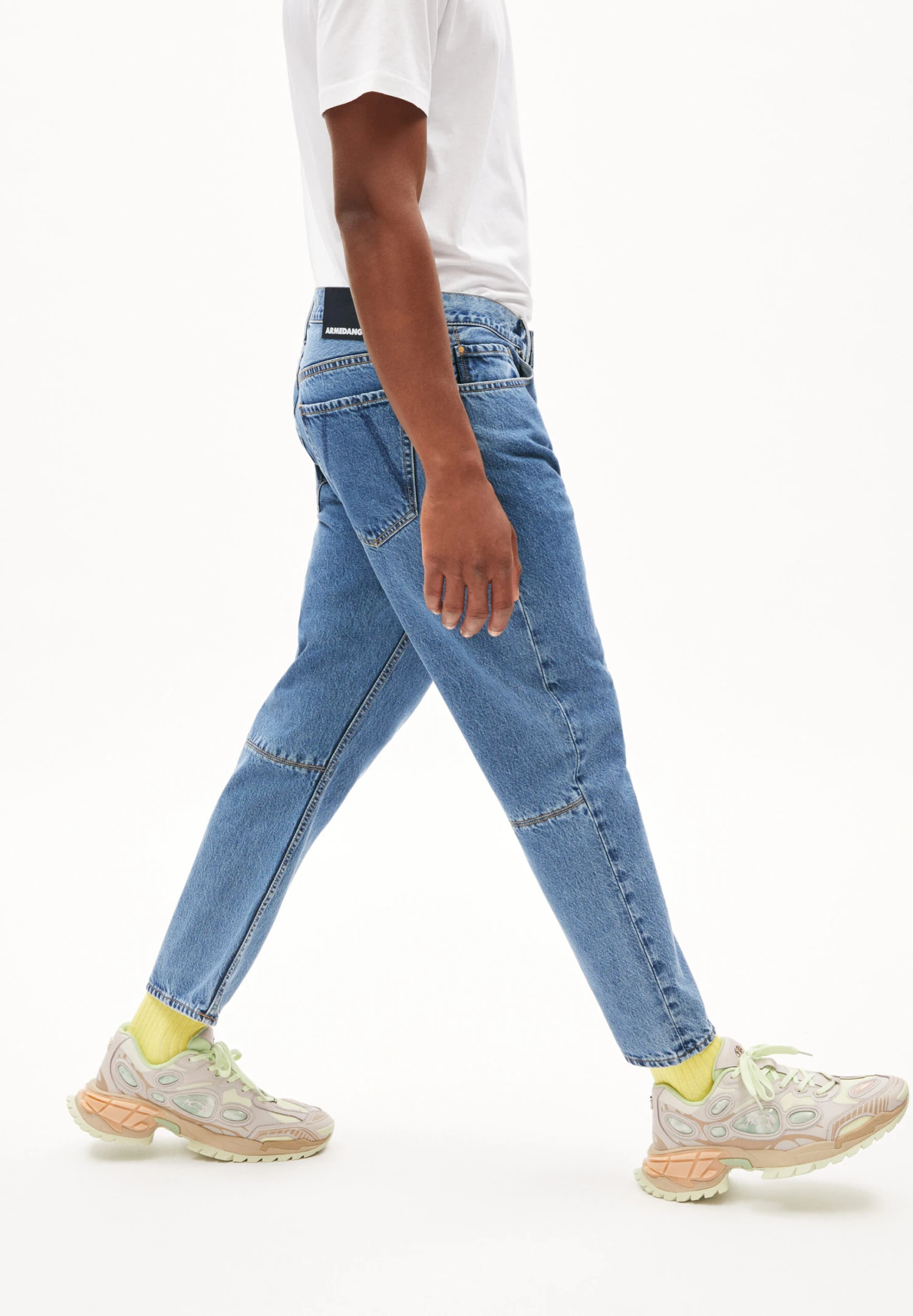 Armedangels Loose Fit Cropped Denim Made Of Organic Cotton 7 Armedangels Loose Fit Cropped Denim Made Of Organic Cotton - Image 5