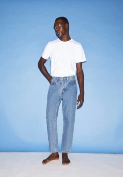 Armedangels Loose Fit Cropped Denim Made Of Organic Cotton 11 Armedangels Loose Fit Cropped Denim Made Of Organic Cotton -Armedangels maakx detail spuce01 05