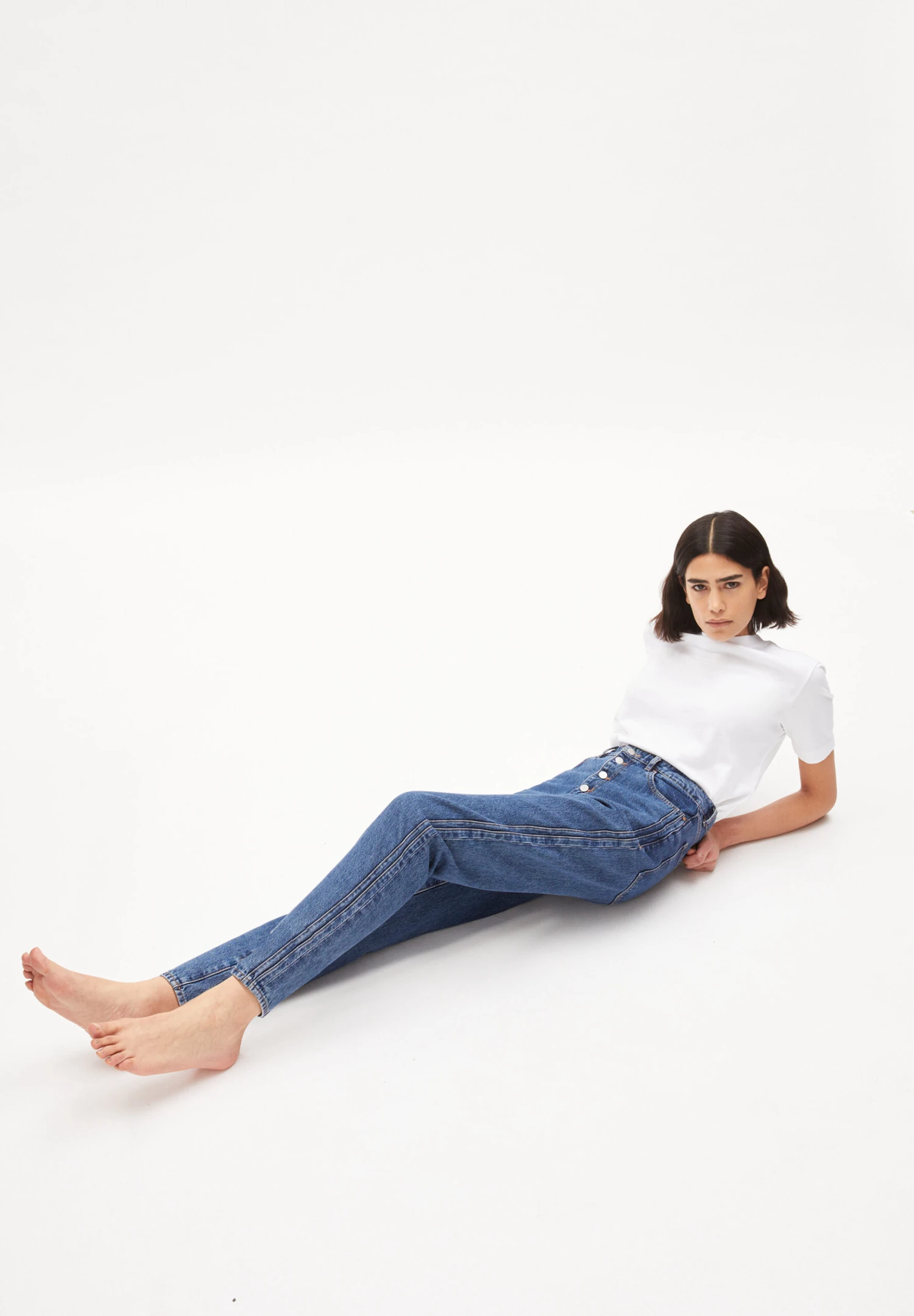 Armedangels Mom Fit High Waist Denim Made Of Organic Cotton Mix 5 Armedangels Mom Fit High Waist Denim Made Of Organic Cotton Mix - Image 3