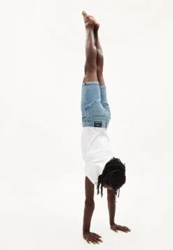 Armedangels Denim Shorts Made Of Organic Cotton Mix 11 Armedangels Denim Shorts Made Of Organic Cotton Mix -Armedangels naail hemp mineral blue 05