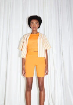 Armedangels Shorts Made Of Organic Cotton Mix -Armedangels nedaa solid mangorange01 05