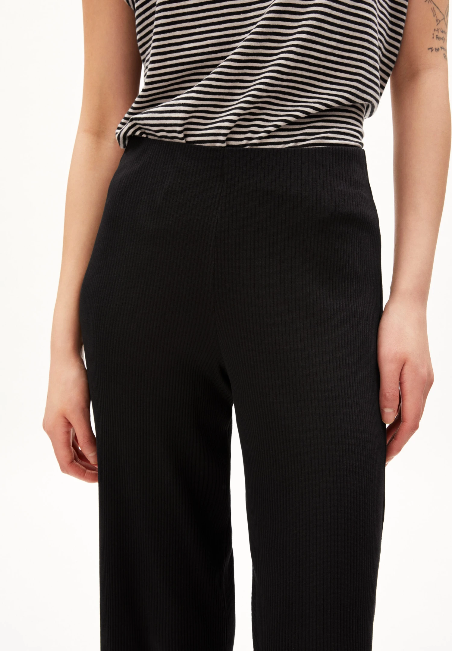 Armedangels Rib-Jersey Pants Slim Fit Made Of Organic Cotton Mix 4 Armedangels Rib-Jersey Pants Slim Fit Made Of Organic Cotton Mix - Image 2