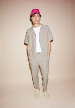 Armedangels Pants Tapered Fit Made Of Linen Mix -Armedangels otaan lino light desert01 05