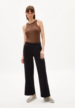 Armedangels Sweat Pants Regular Fit Made Of Organic Cotton -Armedangels rafaelaa black01 06