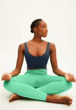 Armedangels Activewear Bralette Made Of Polyamide Mix (Recycled) 8 Armedangels Activewear Bralette Made Of Polyamide Mix (Recycled) -Armedangels rinaara indigo01 05