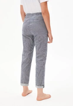 Armedangels Boyfriend Fit Mid Waist Made Of Organic Cotton Mix