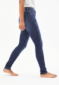 Armedangels Skinny Fit Mid Waist Made Of Organic Cotton Mix 16 Armedangels Skinny Fit Mid Waist Made Of Organic Cotton Mix -Armedangels tillaa dark ink01 08