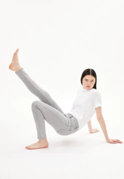 Armedangels Skinny Fit Mid Waist -Armedangels tillaa iron 05