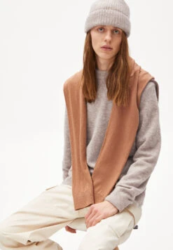 Armedangels Sweater Regular Fit Made Of Alpaca Wool Mix -Armedangels uldaa premium light caramel melange01 05