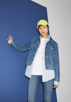 Armedangels Denim Jacket Regular Fit Made Of Organic Cotton Mix -Armedangels velitaa retro true used wash01 05